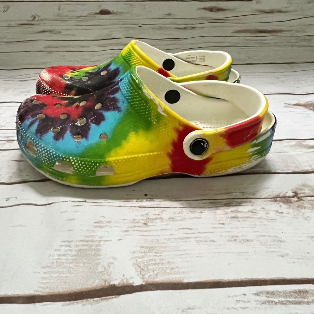 Crocs Classic Clogs Multicolor Tie Dye Print Slip‎ On Shoes Kids Size J4